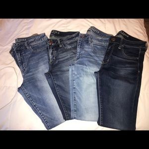 4 AMERICAN EAGLE JEANS ***offer price drop***